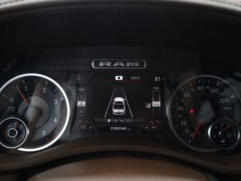 Used 2022 RAM 2500 Laramie AWD/4WD image 17