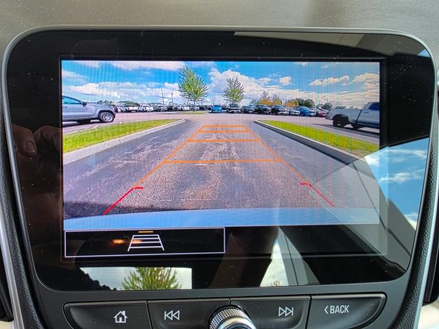 Used 2023 Chevrolet Malibu LT FWD image 32