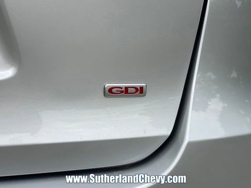 Used 2020 Kia Sorento LX FWD image 12