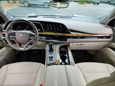 Used 2021 Cadillac Escalade Sport Platinum w/ Heavy-Duty Trailer Package AWD/4WD image 13