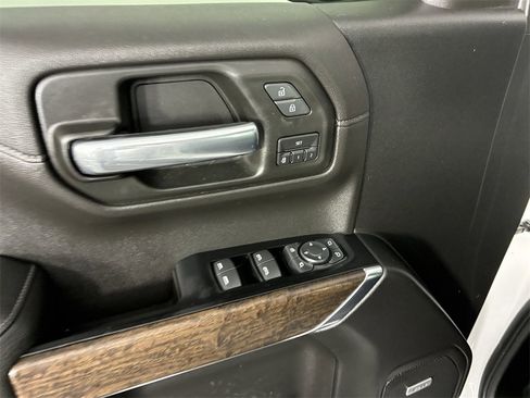 Used 2019 GMC Sierra 1500 Denali w/ Denali Ultimate Package image 17