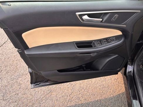 Used 2022 Ford Edge SEL w/ Convenience Package image 20