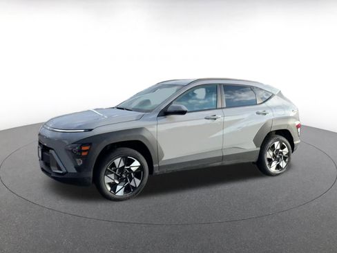 Used 2025 Hyundai Kona SEL image 8