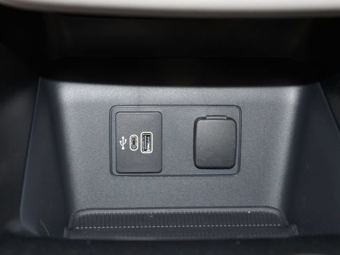 New 2026 Ford Explorer Active w/ Active Comfort Package AWD/4WD image 47