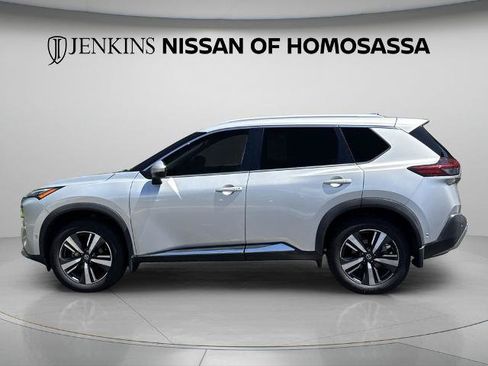 Certified 2021 Nissan Rogue Platinum FWD image 13