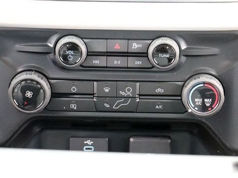 New 2026 Ford F250 XL w/ XL Chrome Package AWD/4WD image 25