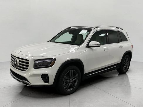 New 2026 Mercedes-Benz GLB 250 4MATIC image 9