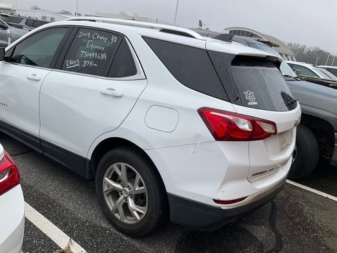 Used 2019 Chevrolet Equinox LT image 4