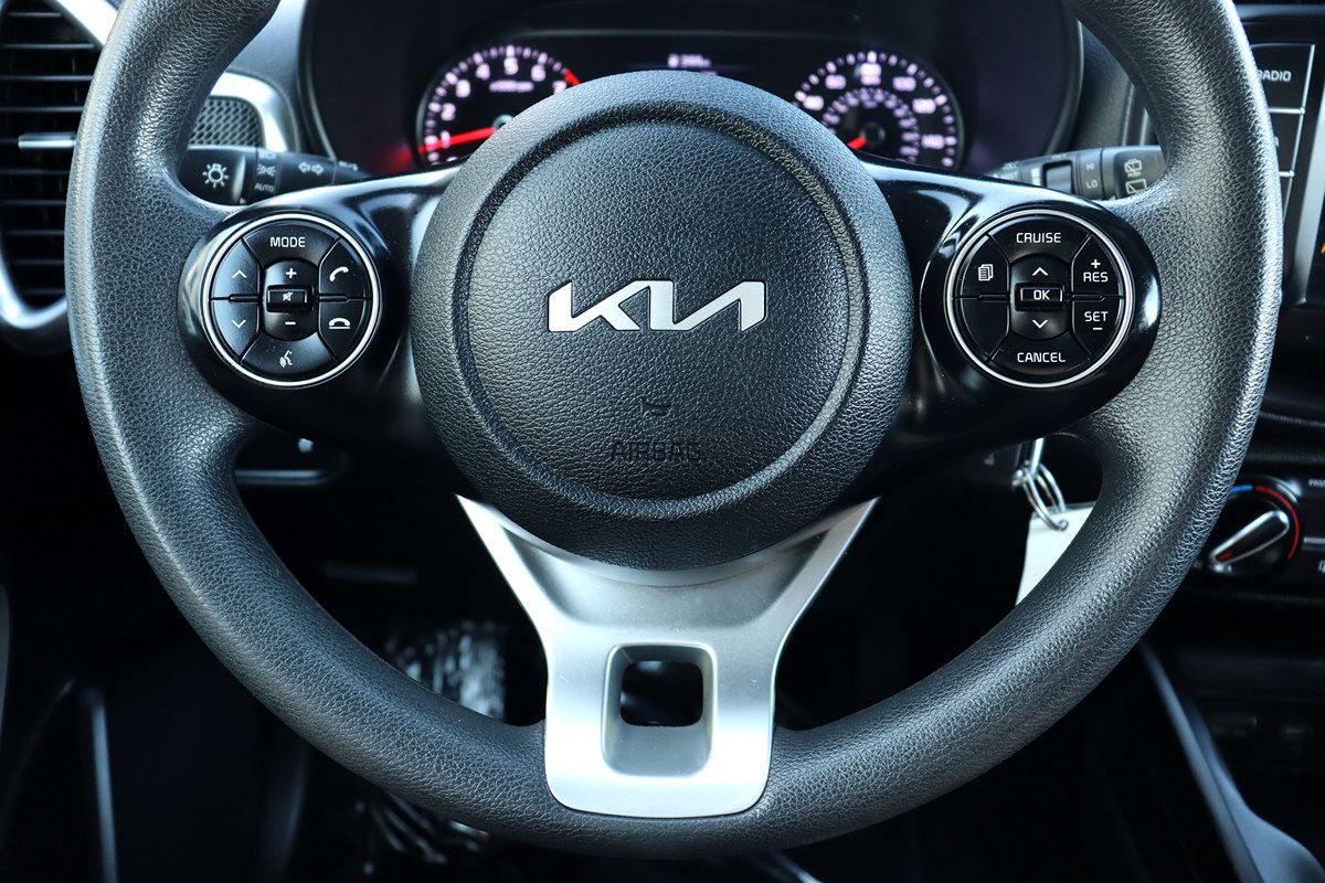 Used 2022 Kia Soul LX w/ Technology Package FWD image 38