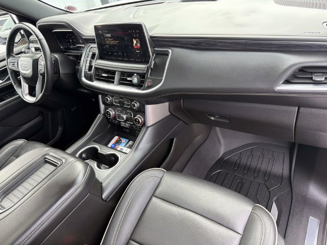 Used 2022 GMC Yukon SLT w/ SLT Premium Package RWD image 17