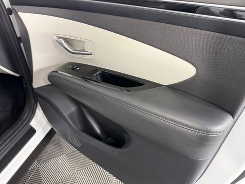 Used 2024 Hyundai Tucson Limited image 35