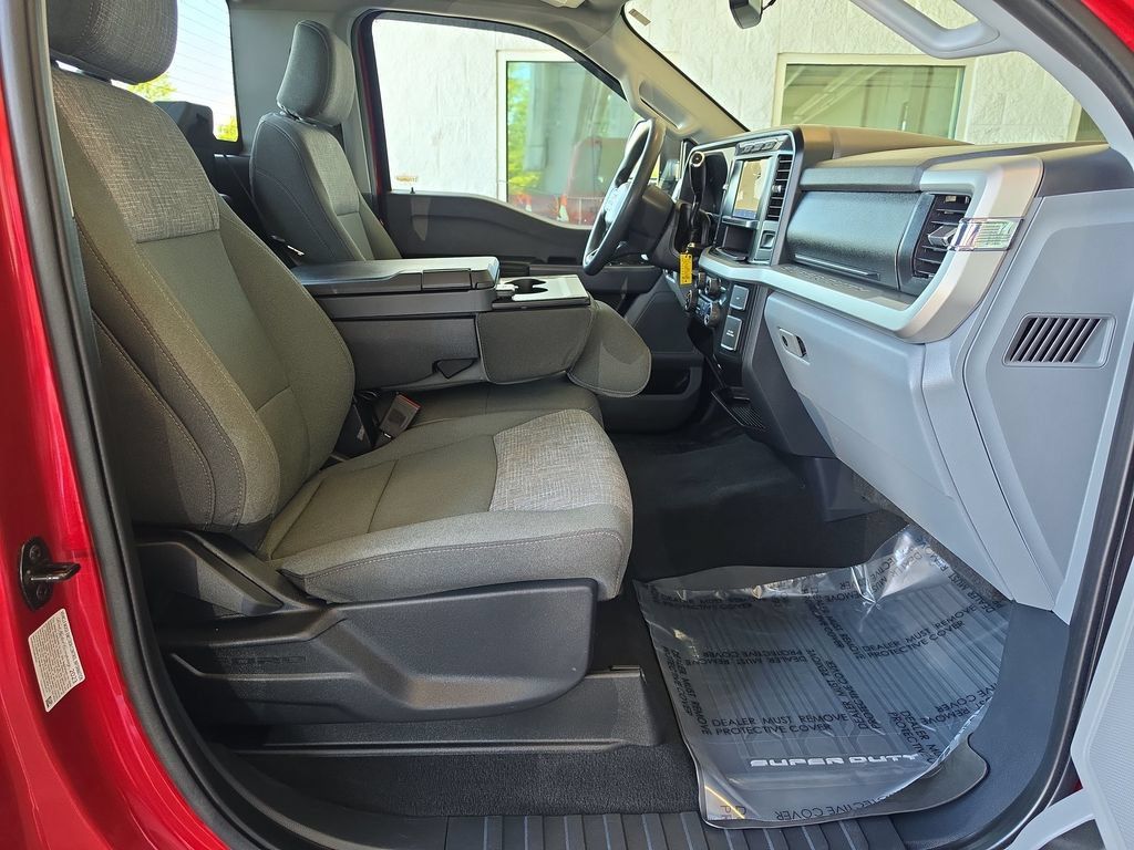 Used 2023 Ford F350 XLT w/ 360-Degree Camera Package AWD/4WD image 22