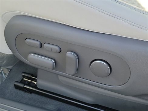 New 2026 Hyundai Ioniq 5 Limited image 17