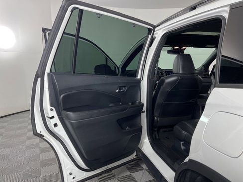 Used 2020 Honda Passport Touring image 36