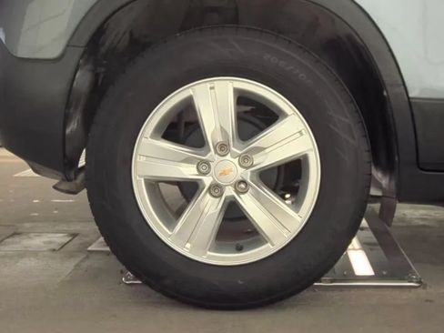 Used 2015 Chevrolet Trax LT w/ LT Plus Package FWD image 5