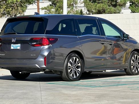 New 2026 Honda Odyssey Elite image 4