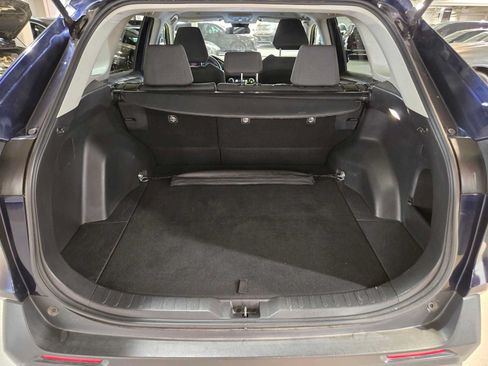 Used 2025 Toyota RAV4 XLE AWD/4WD image 13