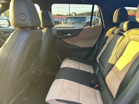 New 2026 Chevrolet Equinox ACTIV w/ Convenience Package III AWD/4WD image 12