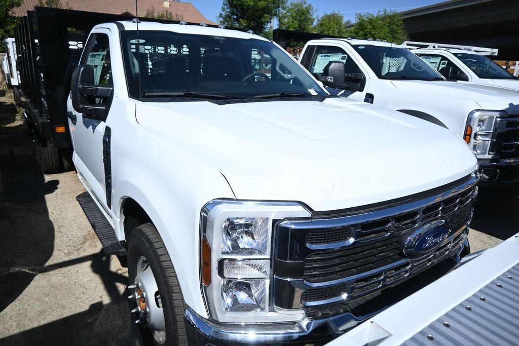 New 2025 Ford F350 XL w/ XL Chrome Package RWD image 6