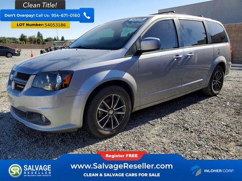 Used 2018 Dodge Grand Caravan GT FWD image 1