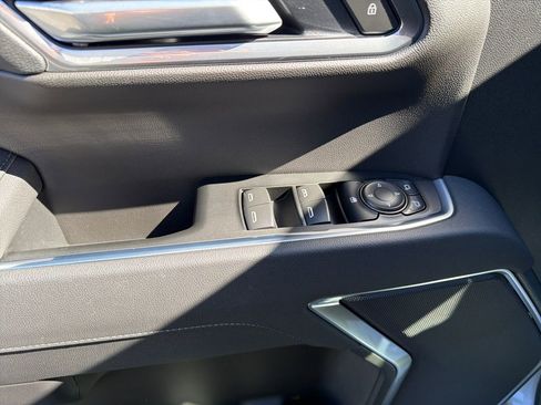 New 2026 GMC Sierra 1500 Elevation image 11
