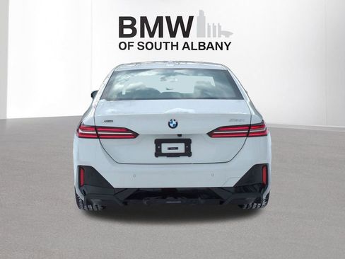 New 2026 BMW 530i xDrive w/ M Sport Package image 5