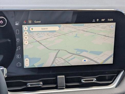 New 2026 Chevrolet Equinox LT w/ Safety and Technology Package FWD image 14
