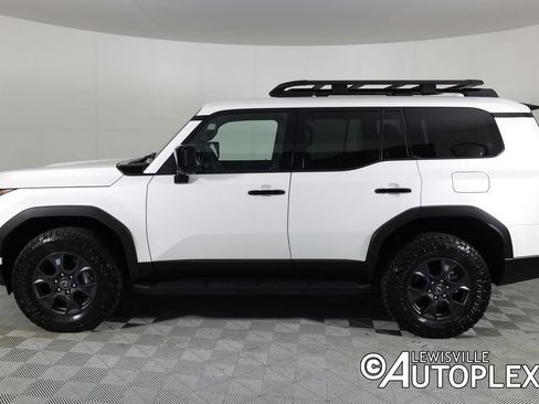 Used 2024 Lexus GX 550 AWD/4WD image 8