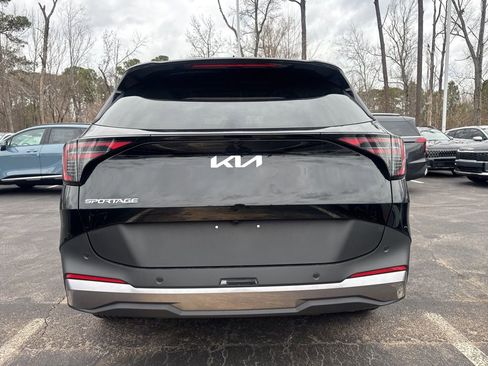 New 2026 Kia Sportage EX image 18