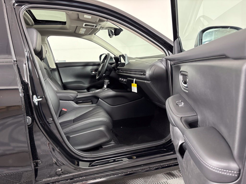 New 2027 Honda HR-V EX-L image 6
