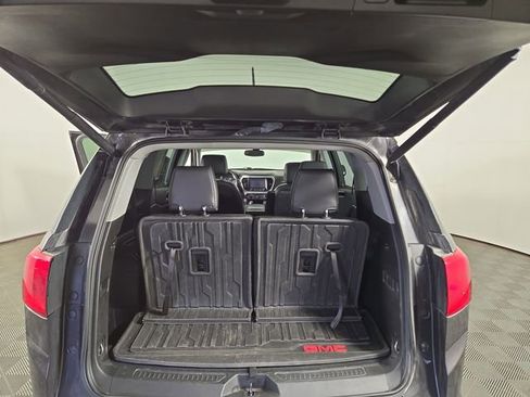 Used 2019 GMC Acadia SLT w/ LPO, Floor Liner Package AWD/4WD image 33