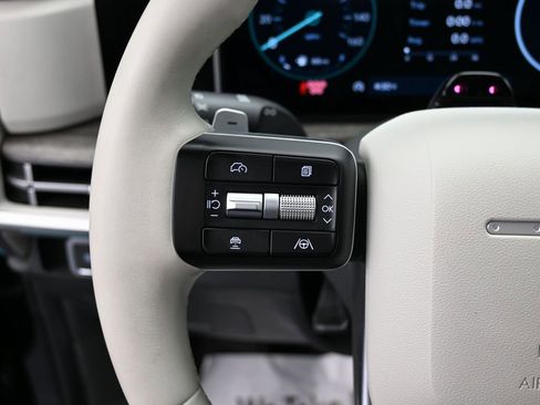 Used 2024 Hyundai Santa Fe Limited image 20