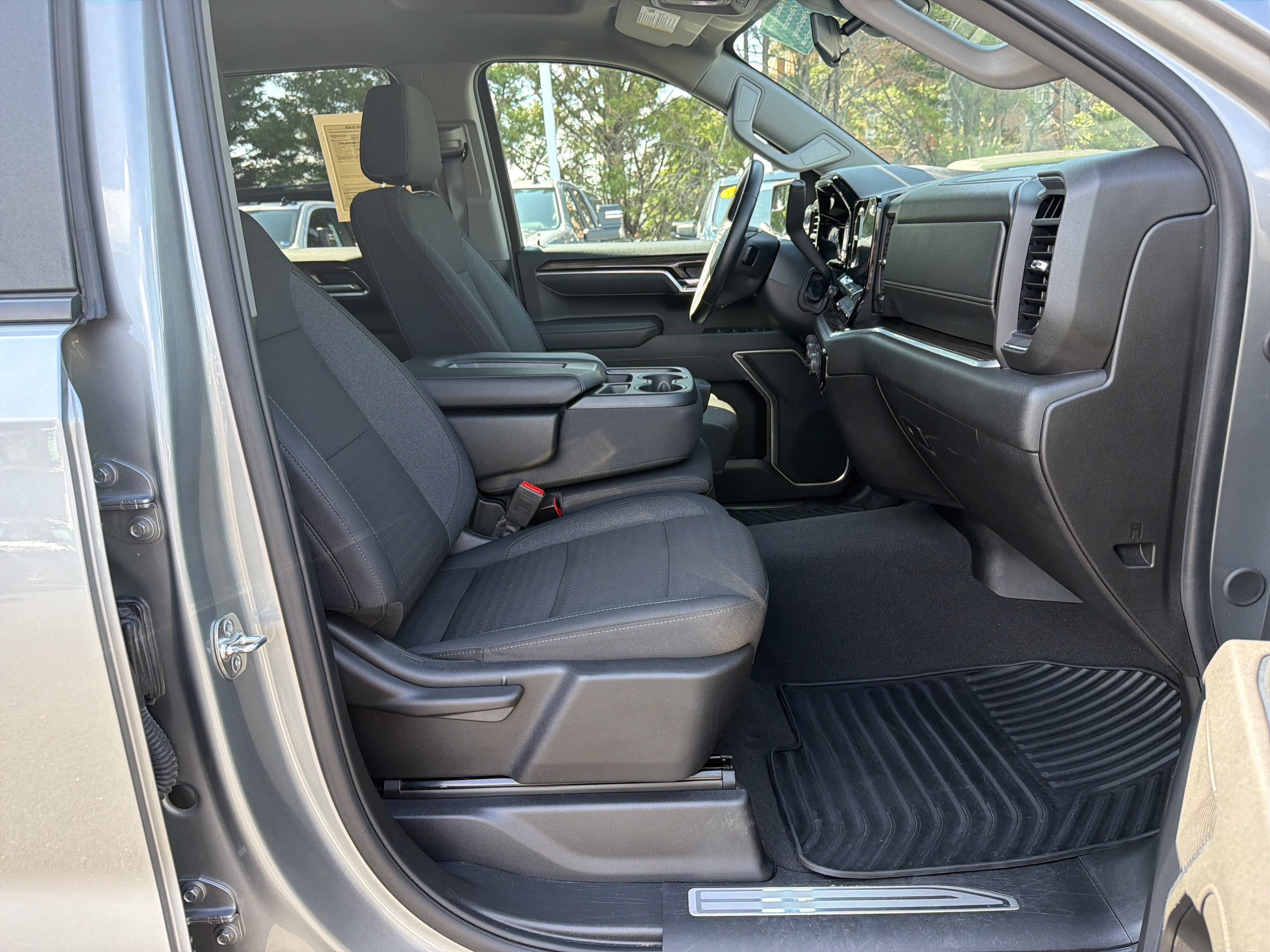 Used 2026 Chevrolet Silverado 1500 RST AWD/4WD image 35