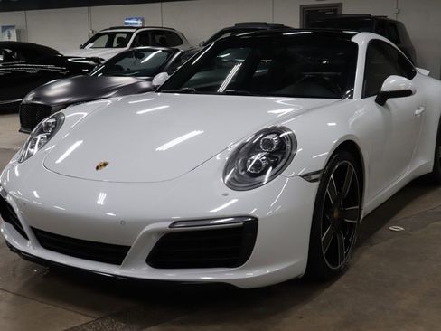 Used 2017 Porsche 911 Carrera image 1
