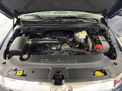 Used 2019 RAM 1500 Tradesman AWD/4WD image 7
