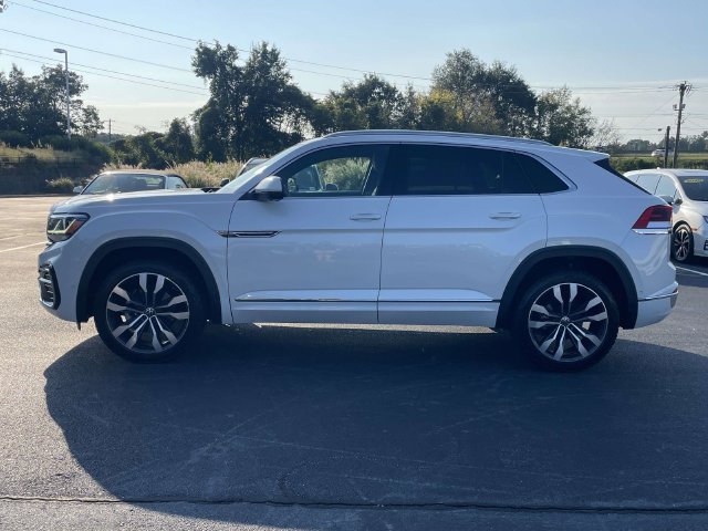 Used 2022 Volkswagen Atlas Cross Sport SEL Premium R-Line AWD/4WD image 4