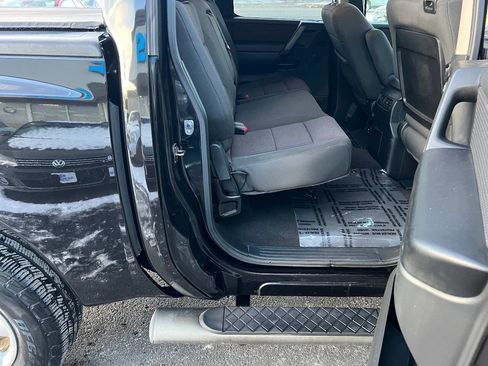 Used 2014 Nissan Titan SV w/ SV Value Truck Package image 22