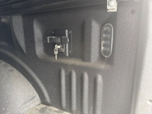 Used 2016 Ford F150 Lariat w/ Equipment Group 502A Luxury image 8