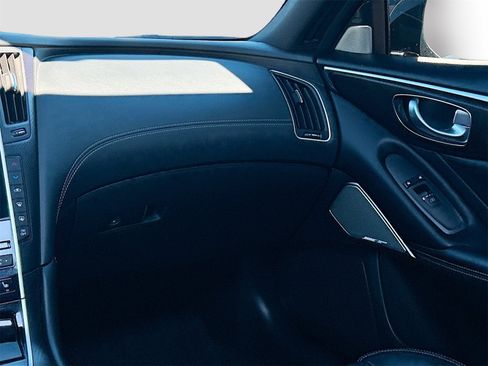 Used 2023 INFINITI Q50 Sensory image 25