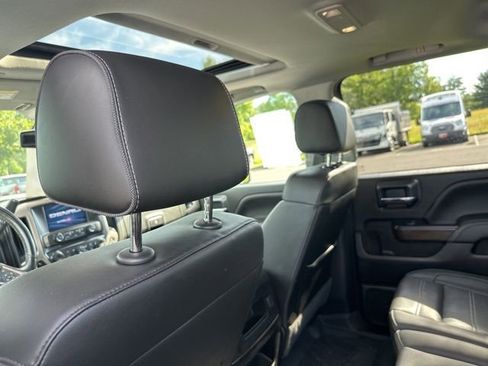 Used 2019 GMC Sierra 3500 Denali w/ Duramax Plus Package AWD/4WD image 10