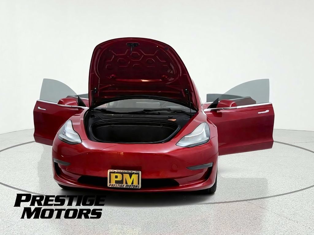 Used 2018 Tesla Model 3 Long Range RWD image 12