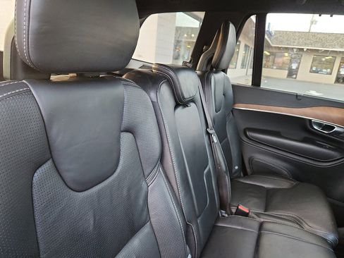 Used 2020 Volvo XC90 T6 Inscription w/ Protection Package image 31