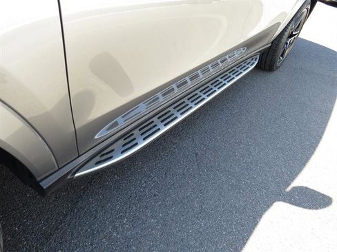 Certified 2022 Mercedes-Benz GLS 450 4MATIC image 31