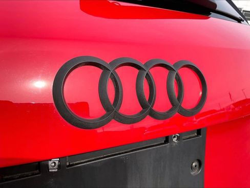 Used 2019 Audi Q3 2.0T Premium image 28