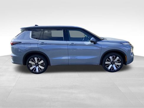 New 2026 Mitsubishi Outlander SEL AWD/4WD image 9