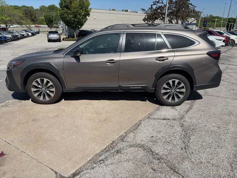 Used 2023 Subaru Outback Limited XT image 9