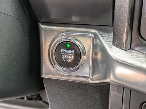 Used 2021 Ford F150 Lariat w/ Equipment Group 502A High AWD/4WD image 22