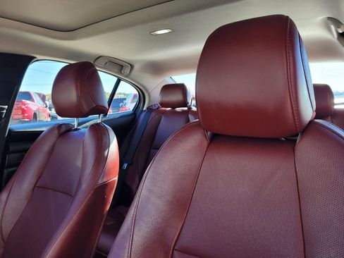 Used 2023 MAZDA MAZDA3 s image 19