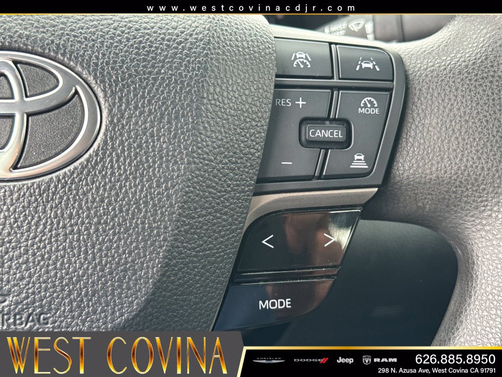 Used 2025 Toyota Camry LE FWD image 25