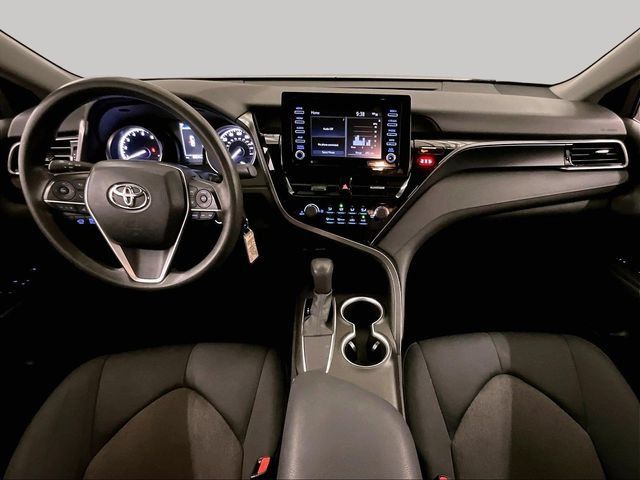 Used 2021 Toyota Camry LE FWD image 14